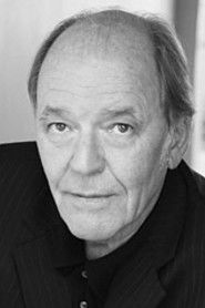 Доминик Бриан